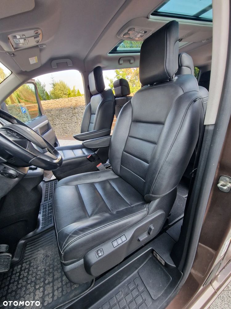 Peugeot Traveller 2.0 BlueHDi Long Business - 31
