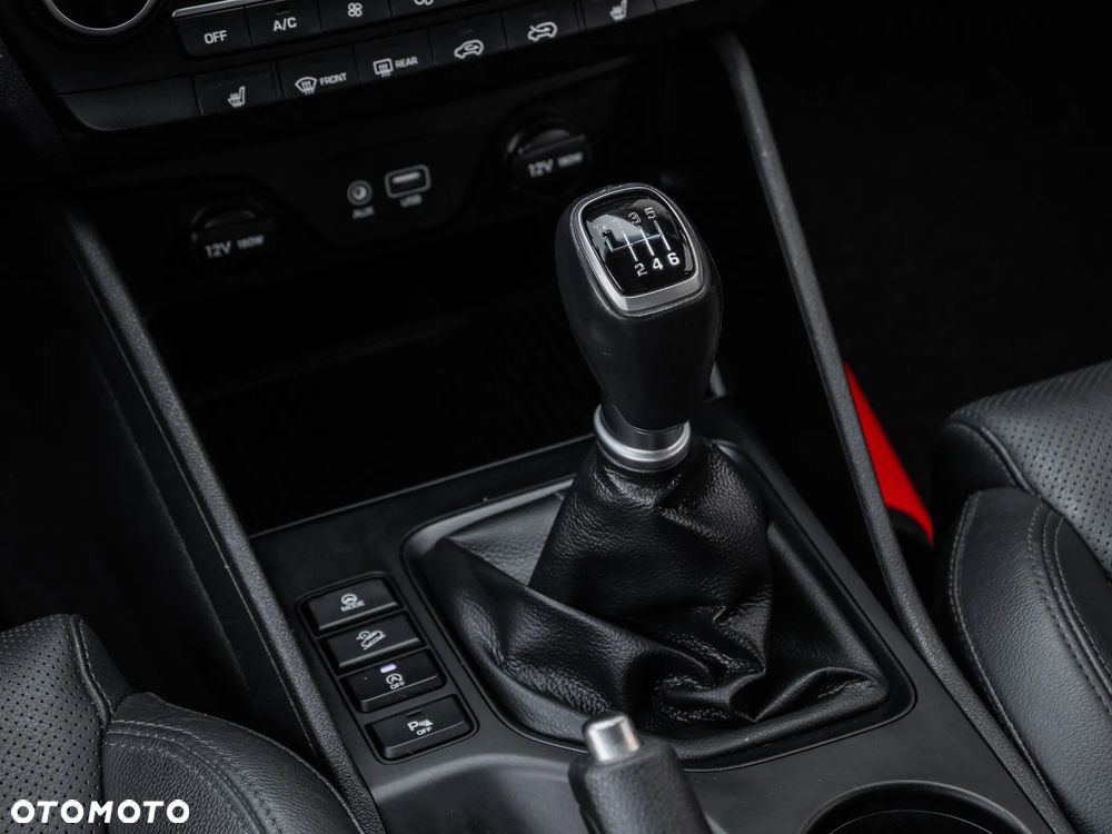 Hyundai Tucson blue 1.6 GDi 2WD Passion - 24