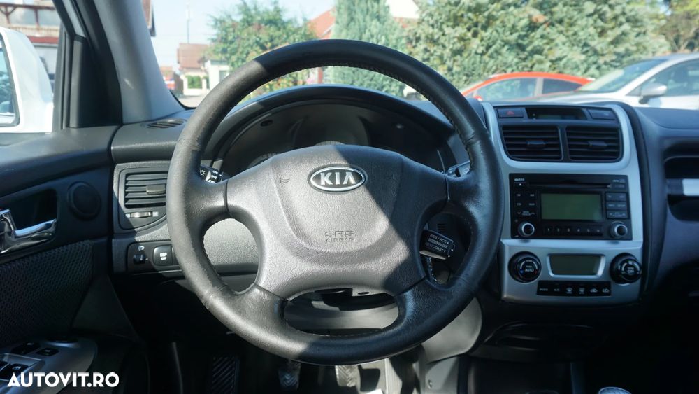 Kia Sportage 2.0 DSL MT 4x4 STYLE - 16