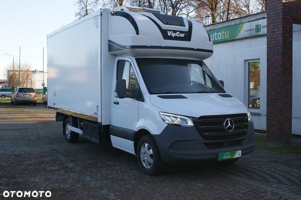 Mercedes-Benz Sprinter - 3