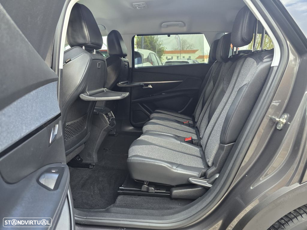 Peugeot 5008 1.2 PureTech Allure - 19