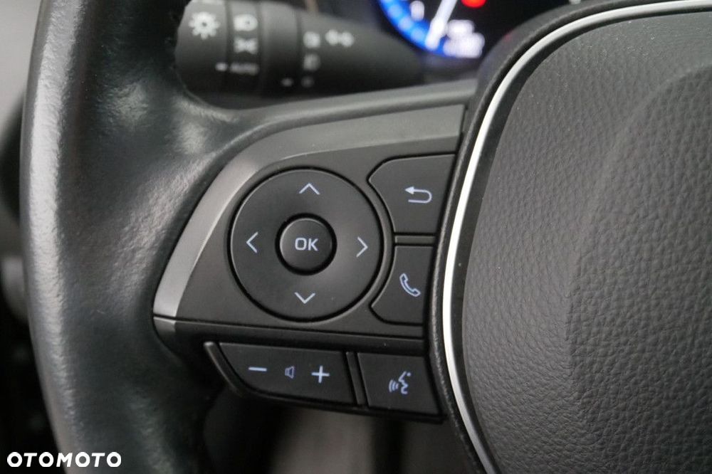 Toyota Corolla 1.8 Hybrid Comfort - 23