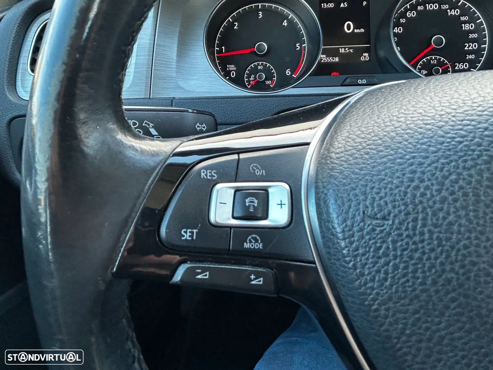 VW Golf Variant 1.6 TDi BlueMotion DSG Comfortline - 22