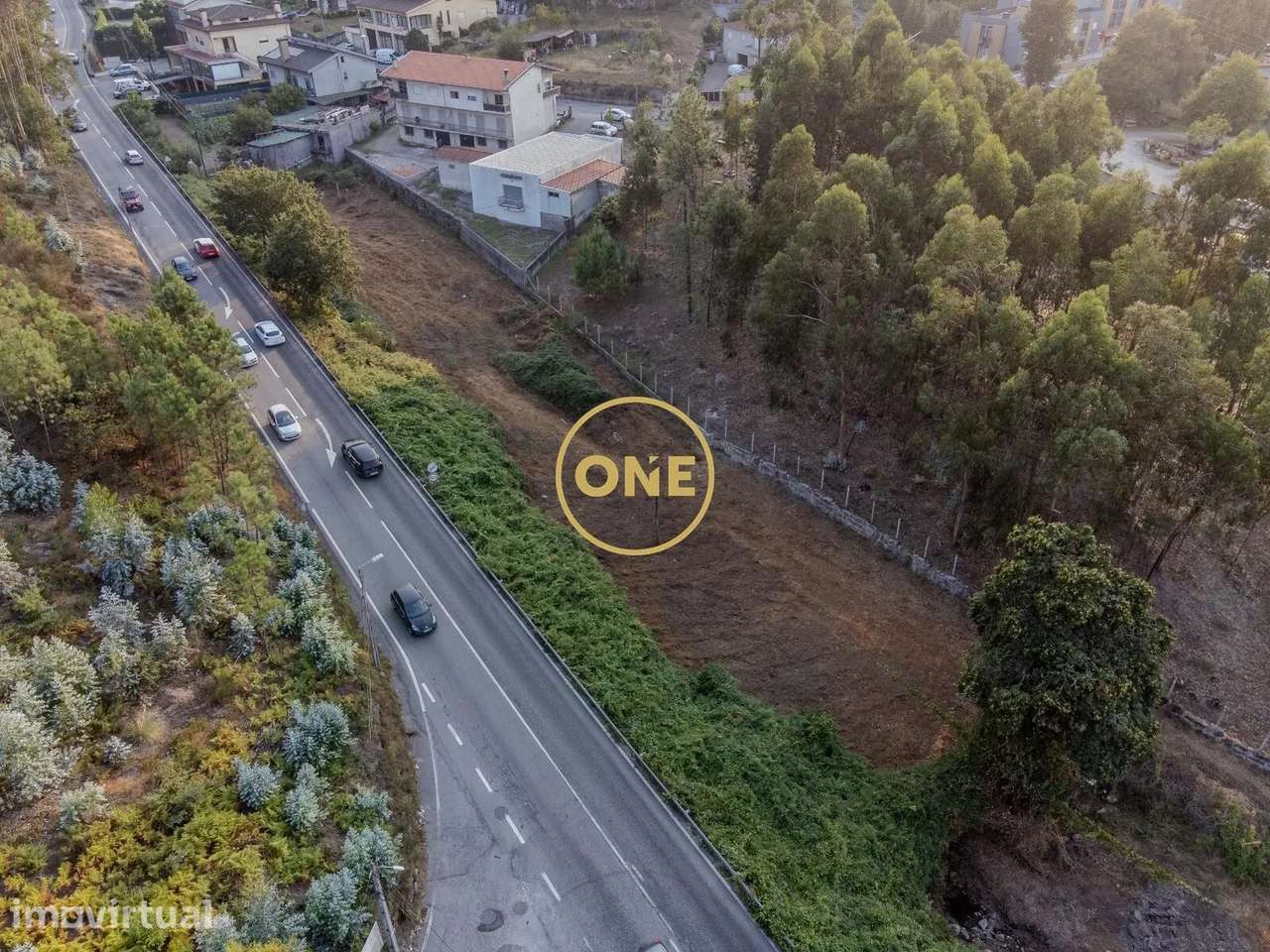 Terreno Estratégico com 2880m² – Frente à Estrada Nacional 14 - Grande imagem: 5/7