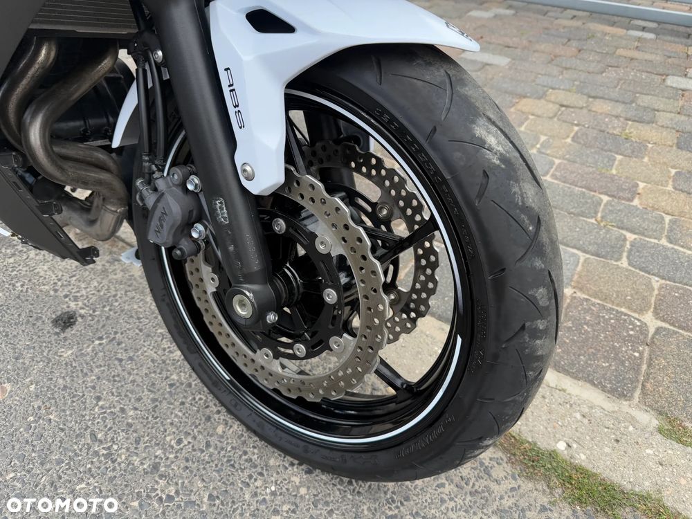 Kawasaki Ninja - 22
