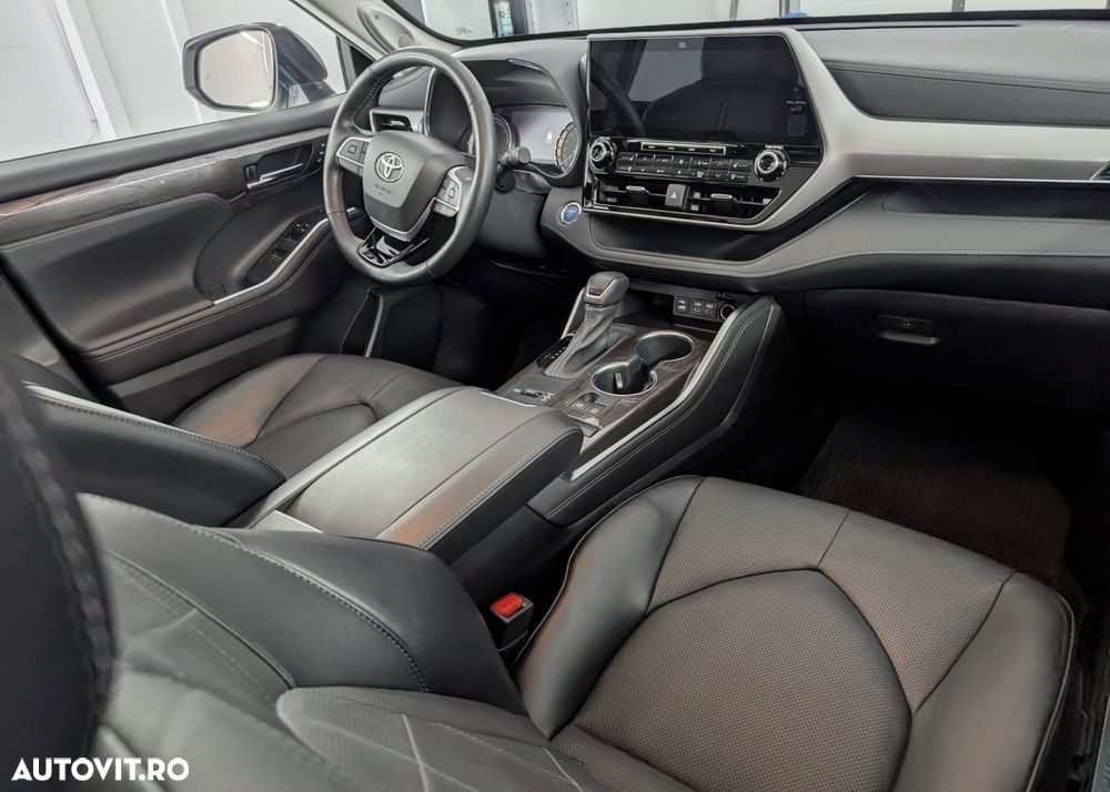 Toyota Highlander 2.5 L Hybrid Dynamic Force 248CP Luxury Pearly - 13