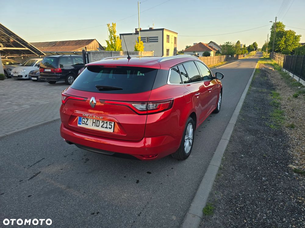 Renault Megane TCe 140 GPF LIMITED - 3