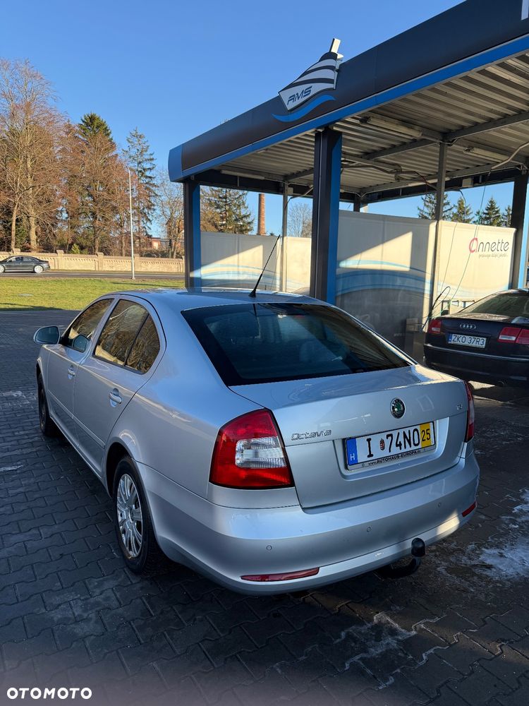 Skoda Octavia - 4