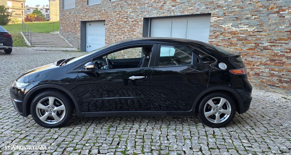 Honda Civic 1.4 Comfort - 2