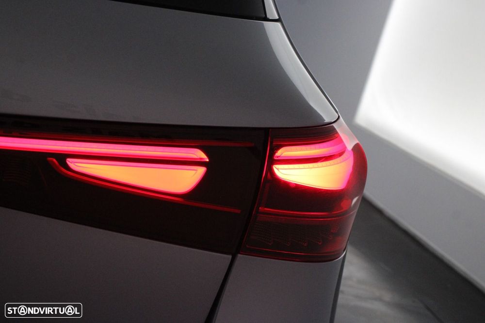 Mercedes-Benz EQA 250+ AMG Line - 43