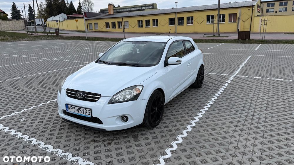 Kia Ceed 1.6 CRDi 90 ISG Vision - 2