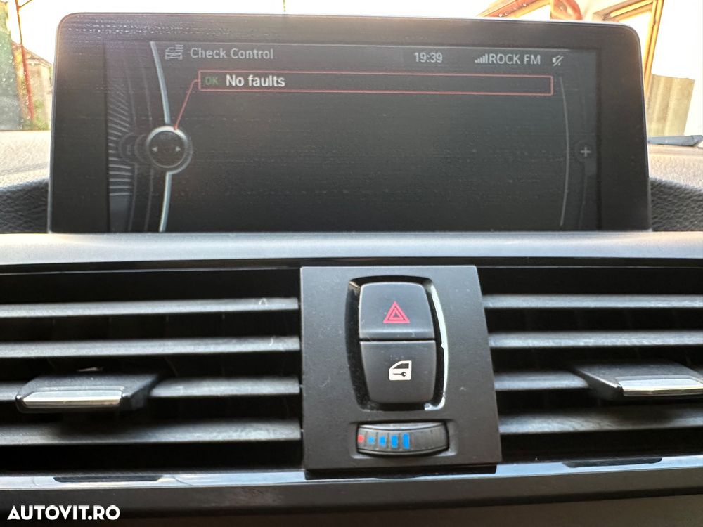 BMW Seria 1 118d Aut. - 27