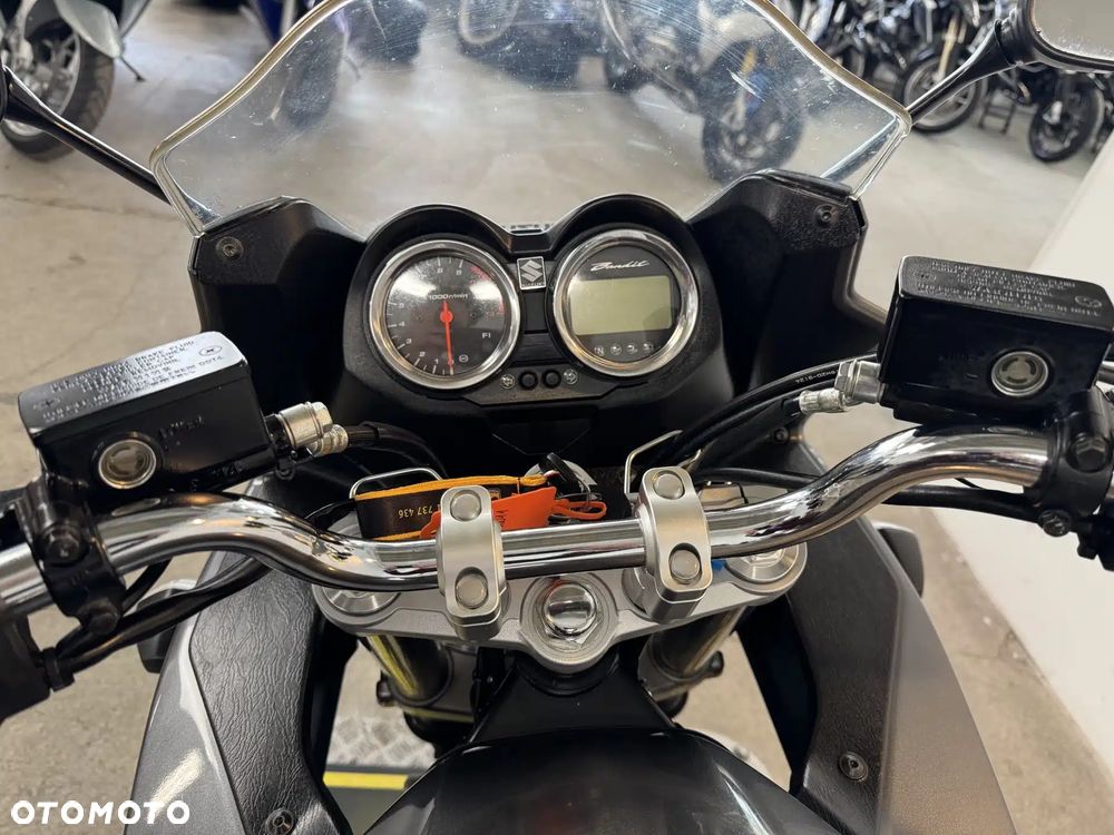 Suzuki Bandit - 31