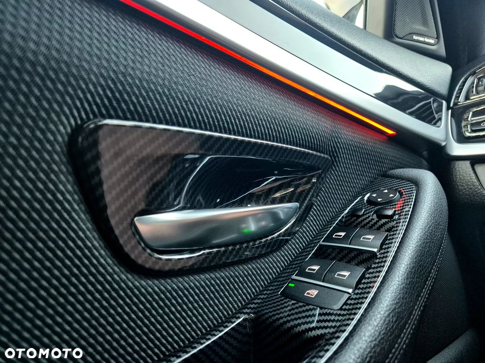 BMW Seria 5 520d - 38