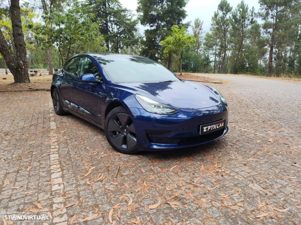 Tesla Model 3 Standard Range Plus RWD - 3