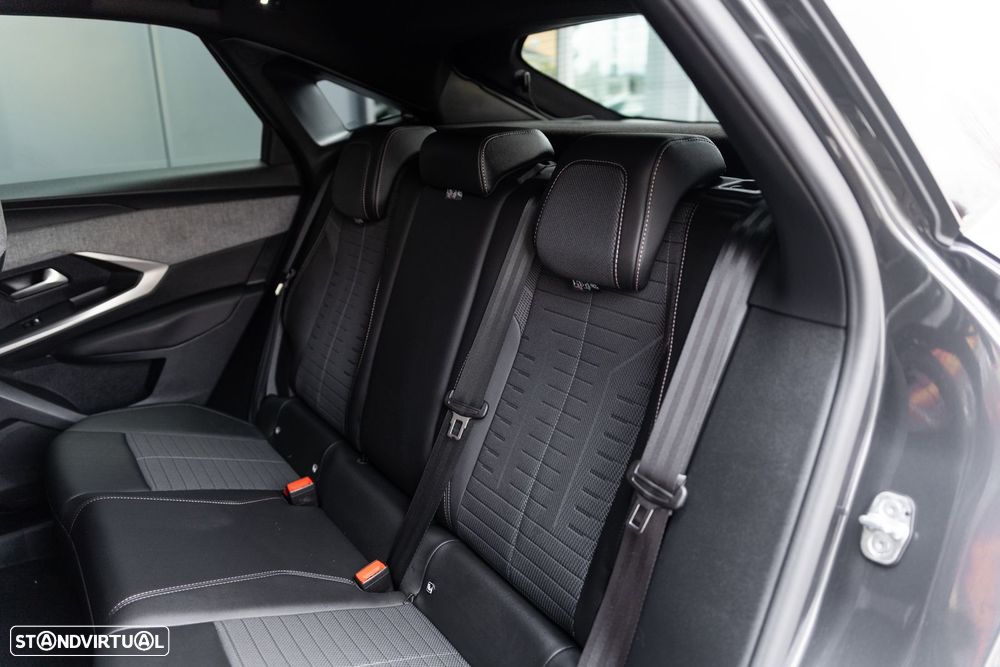 Peugeot 3008 1.2 Hybrid Allure e-DCS6 - 33