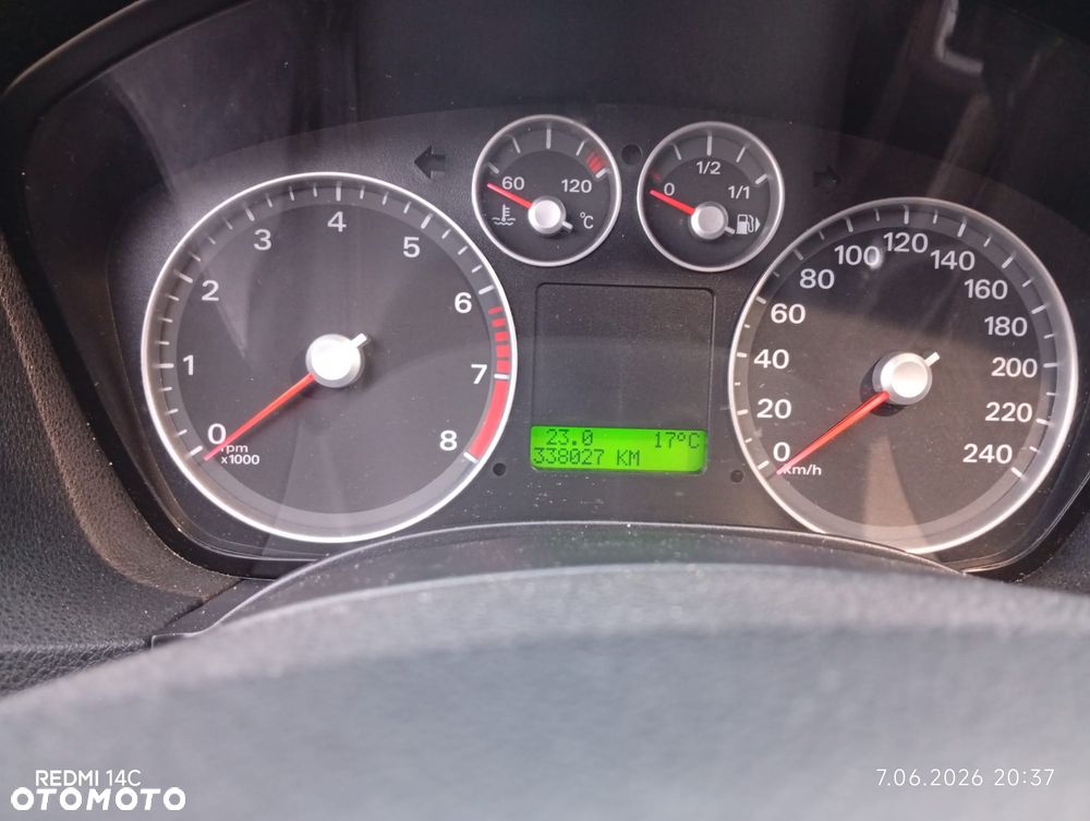 Ford Focus 1.6 Ti-VCT Ghia - 15