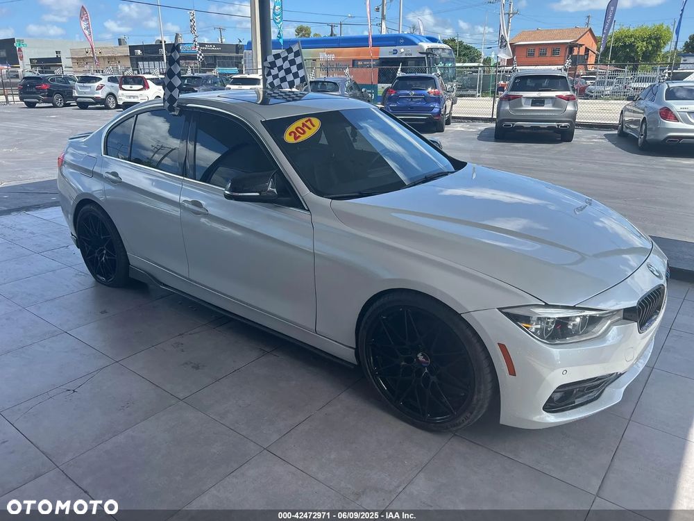 BMW Seria 3 330i - 1