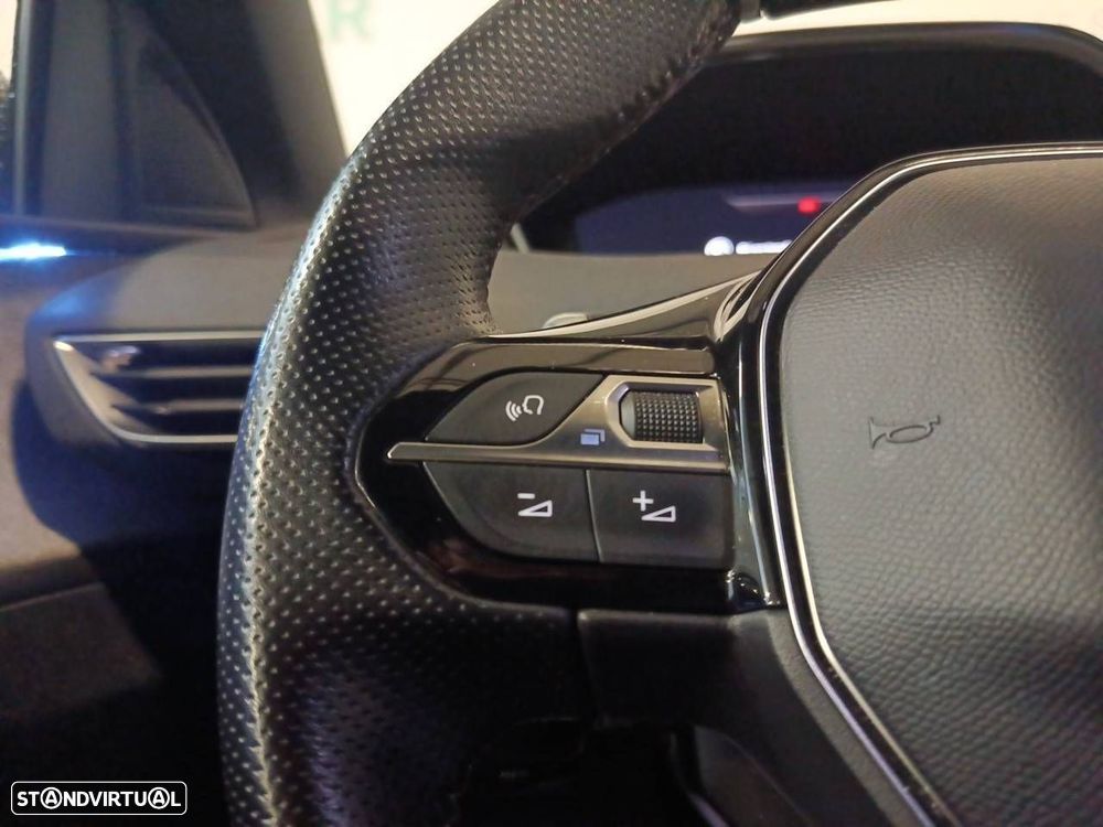 Peugeot 3008 1.5 BlueHDi GT EAT8 - 16