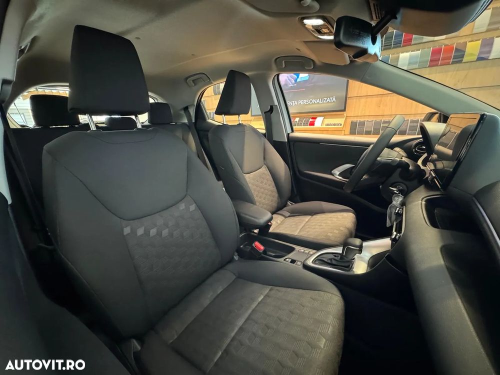 Toyota Yaris - 25