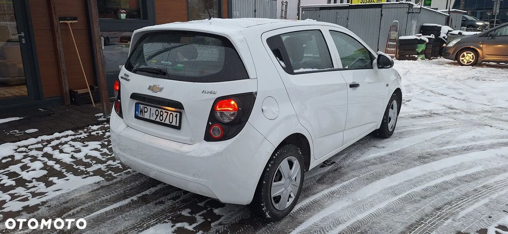 Chevrolet Aveo - 5