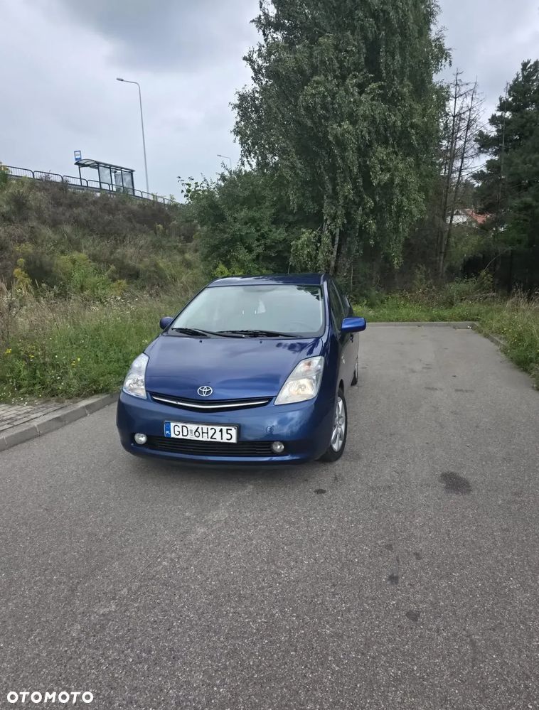 Toyota Prius 1.5 VVT-i Prestige - 1