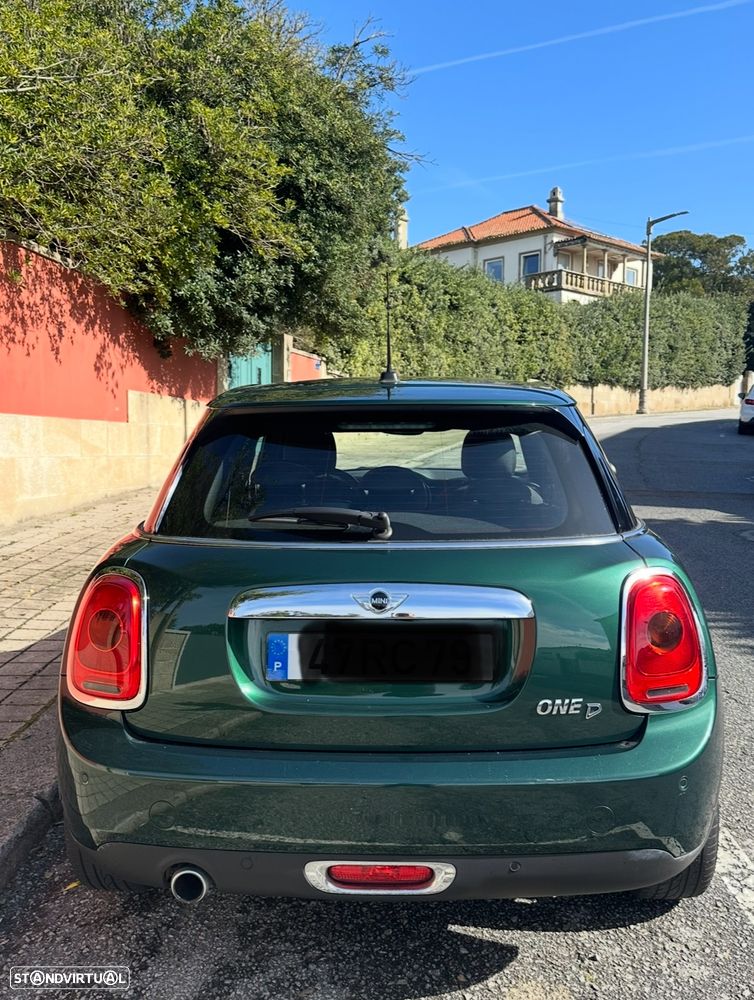 MINI 5 Portas One D - 4