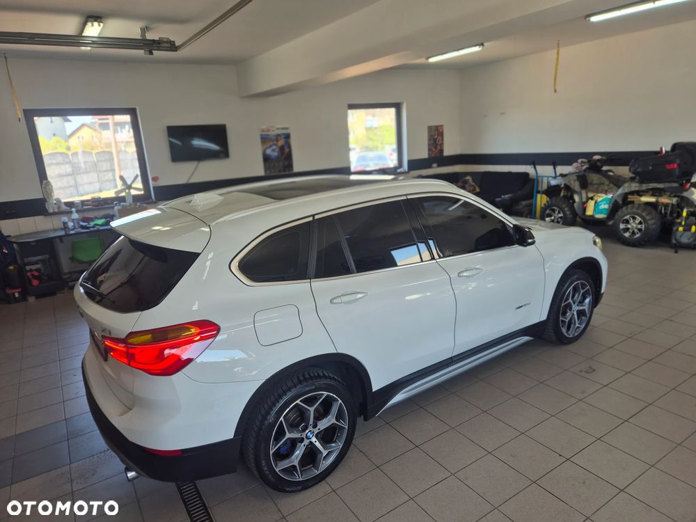 BMW X1 - 10
