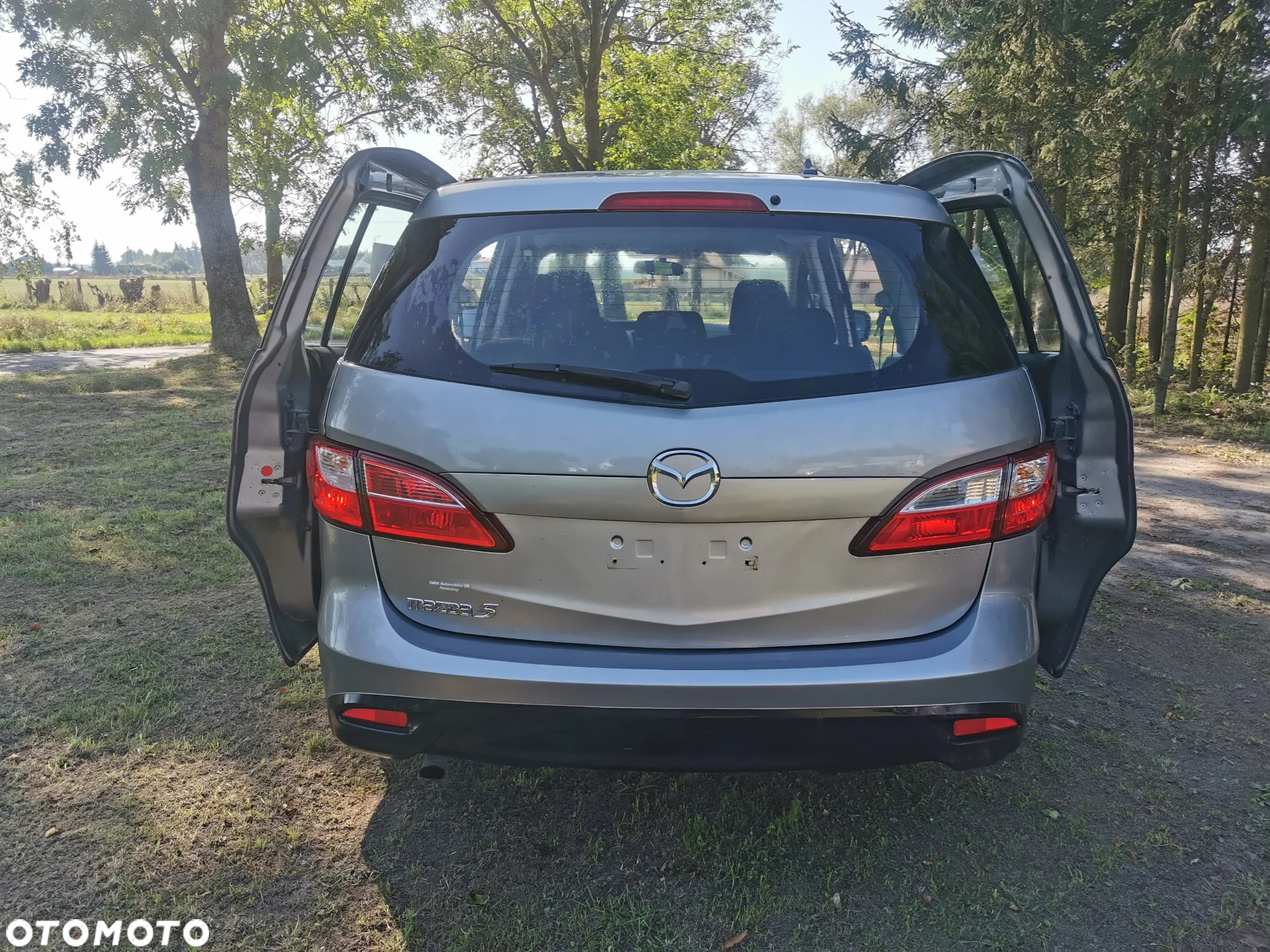 Mazda 5 - 8