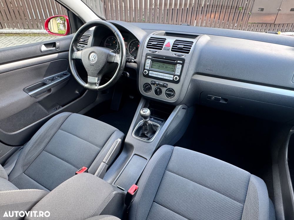 Volkswagen Golf 1.9 TDI 4Motion DPF Comfortline - 5