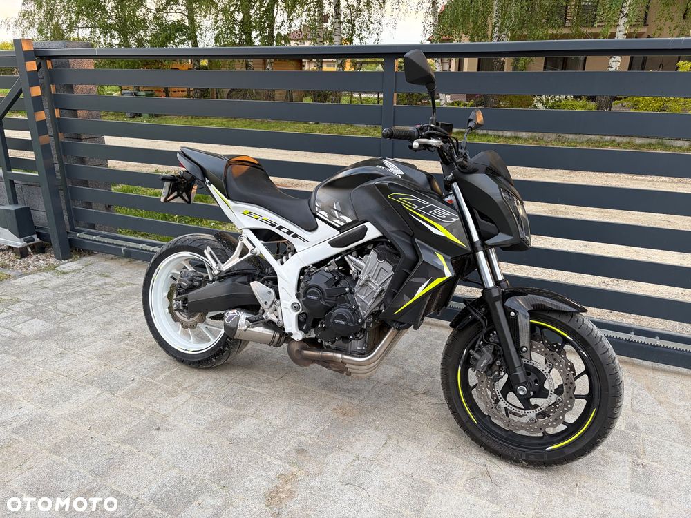 Honda CB - 2