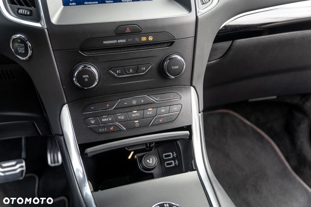 Ford S-Max 2.0 EcoBlue ST-Line - 36