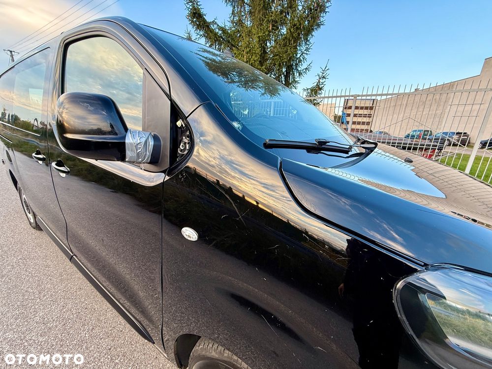 Opel Vivaro - 21