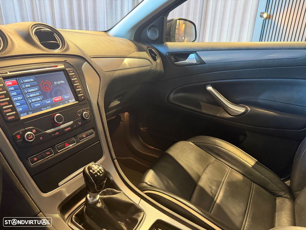 Ford Mondeo SW 1.6 TDCi Titanium ECOnetic - 22