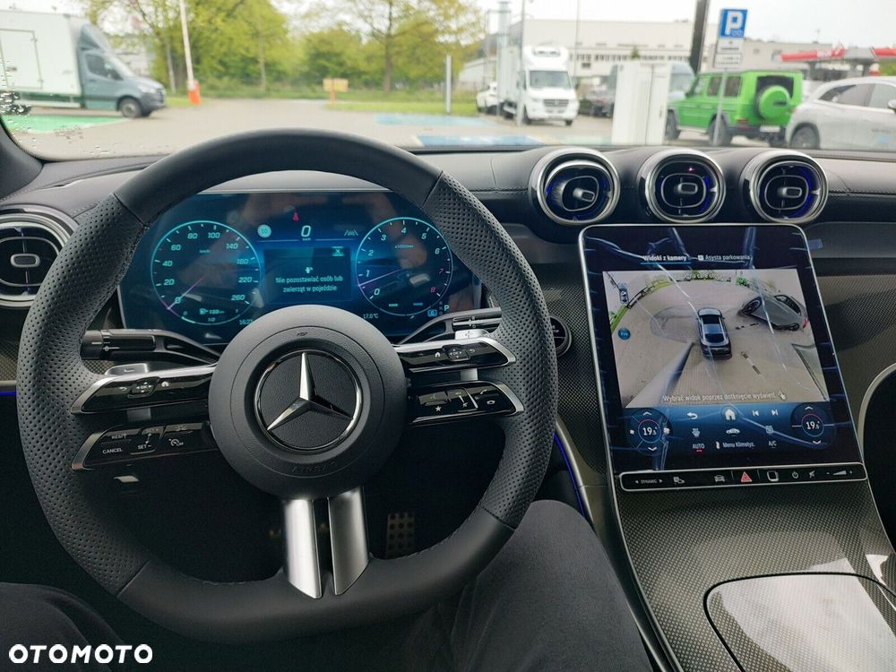 Mercedes-Benz GLC - 22