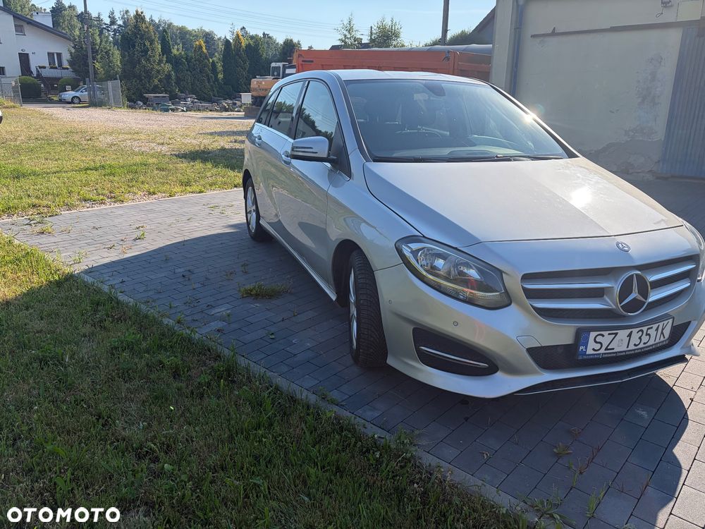 Mercedes-Benz Klasa B 180 - 3