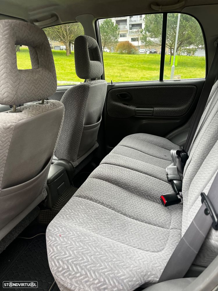 Suzuki Grand Vitara Metal Top 2.0 TDi - 16