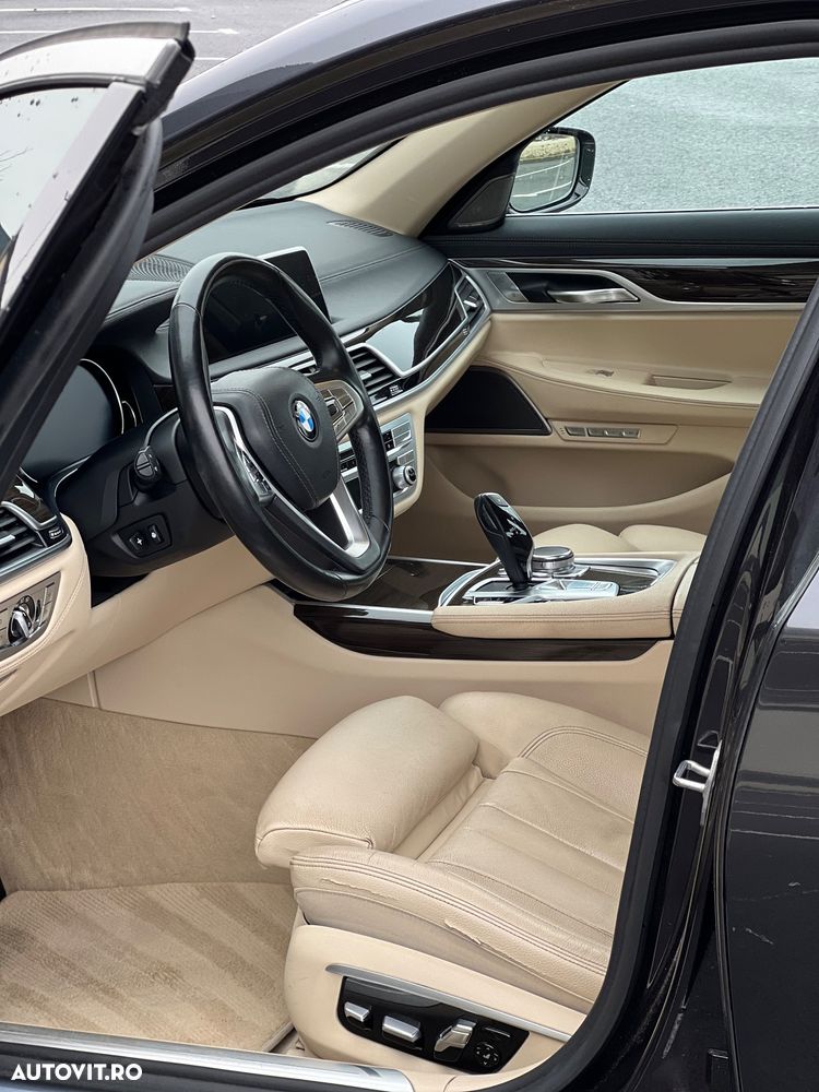 BMW Seria 7 730d - 11