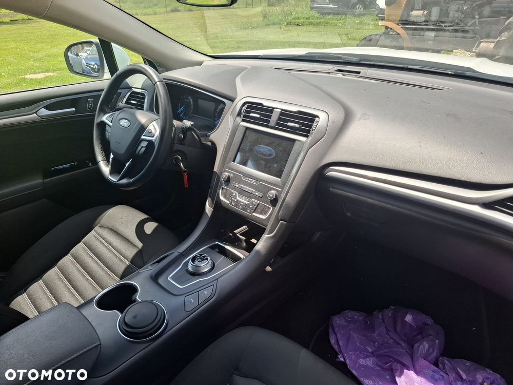 Ford Mondeo - 7