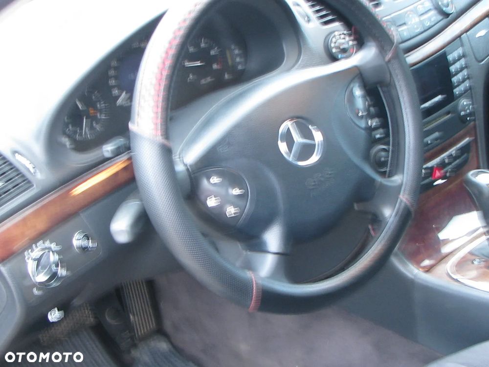 Mercedes-Benz Klasa E - 14