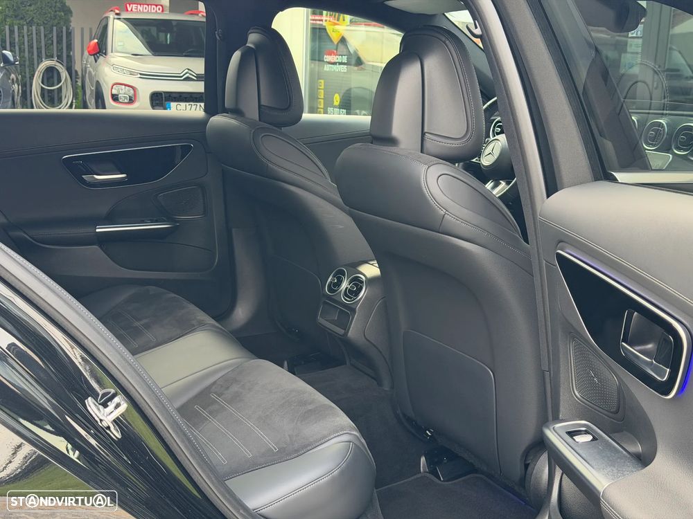 Mercedes-Benz C 300 e T 9G-TRONIC AMG Line - 16