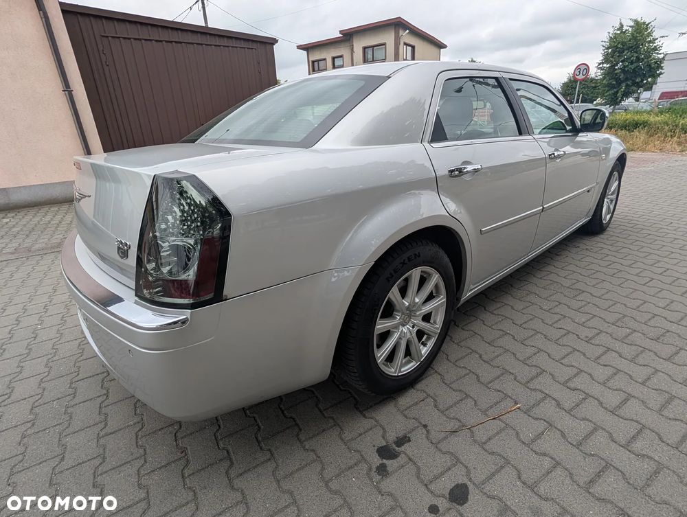 Chrysler 300C 3.0 CRD DPF Automatik - 7
