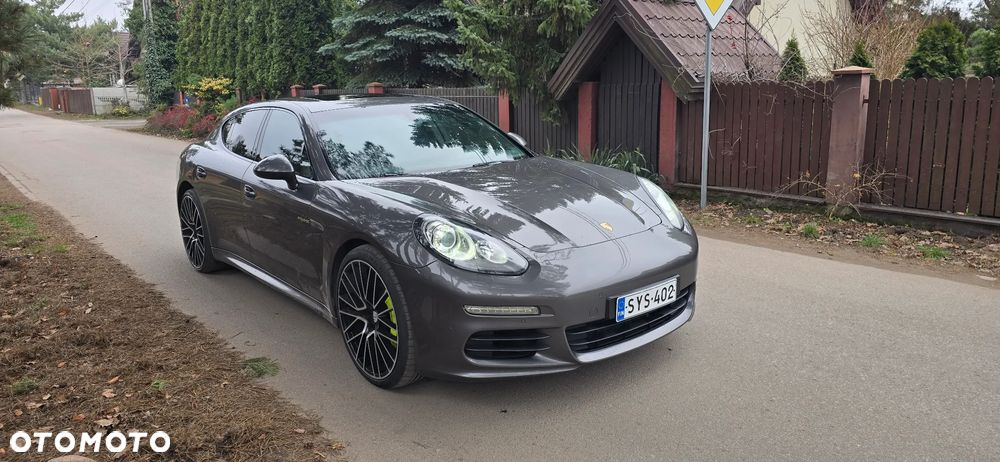 Porsche Panamera 4S PDK - 7