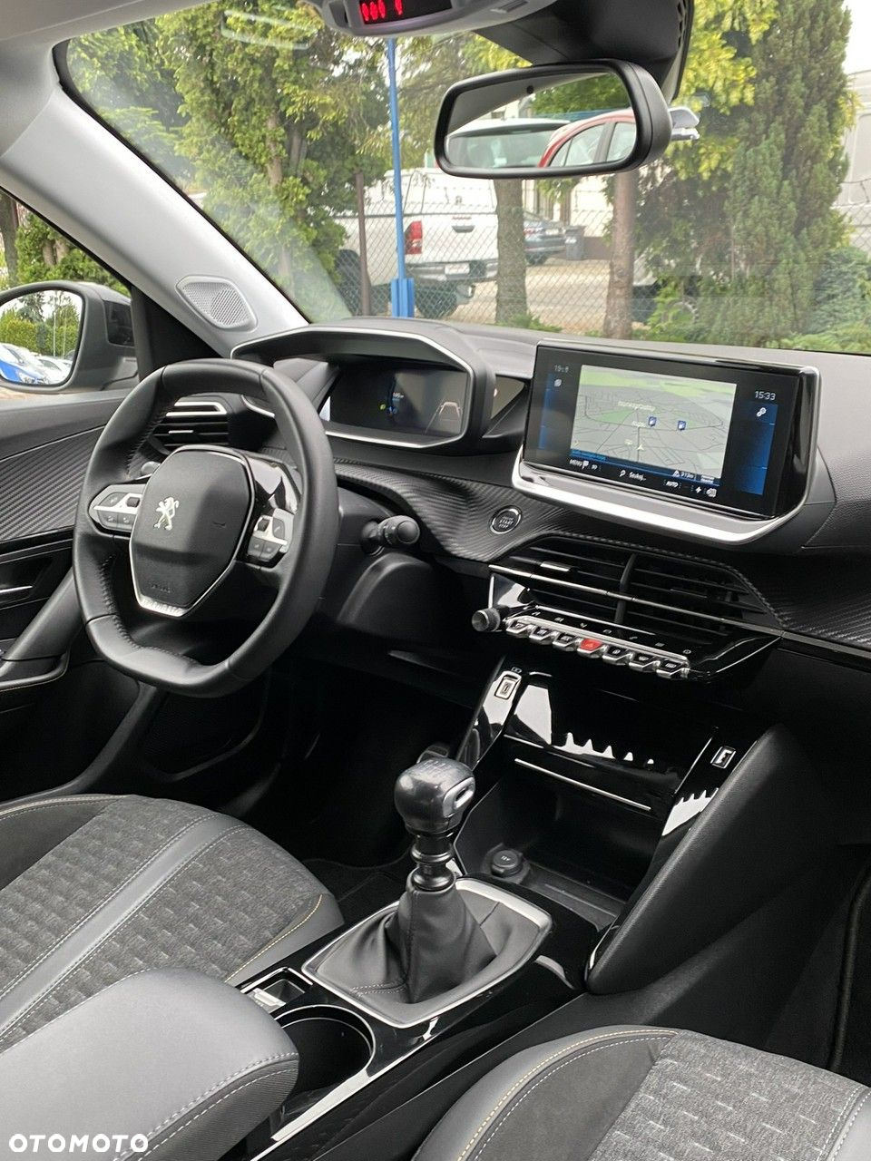 Peugeot 2008 BlueHDi 110 Allure - 14