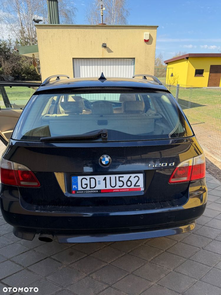 BMW Seria 5 520d - 34