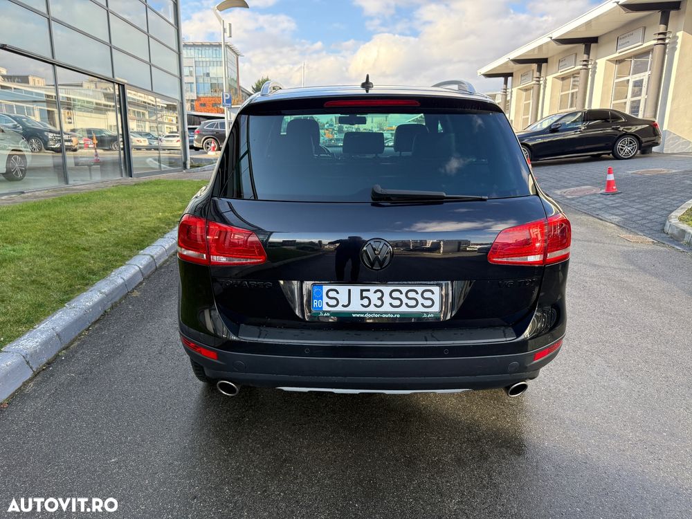 Volkswagen Touareg - 11