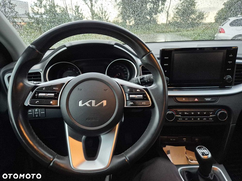 Kia Ceed - 5