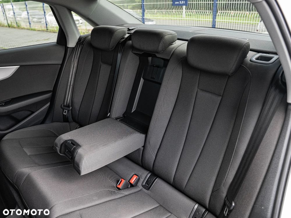Audi A4 - 27