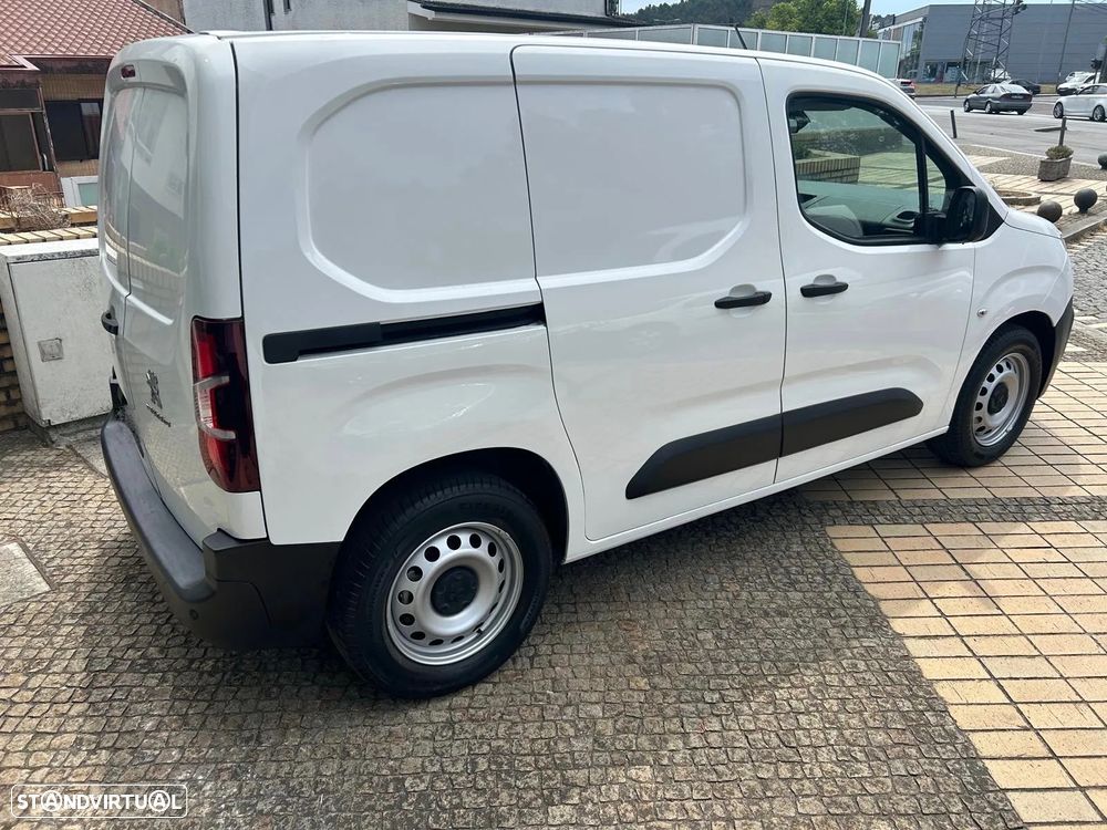Peugeot e-Partner 50KWh NACIONAL IVA DEDUTIVEL - 4