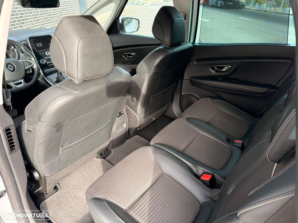 Renault Grand Scénic - 17